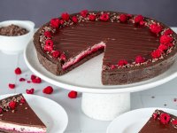 Tarta z Czekoladą i Owocami 100 g